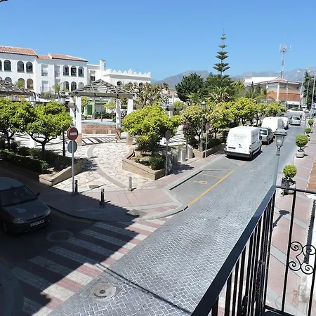 Sol Y Mar بيت ضيافة نيرخا