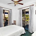Sol Y Mar Гостьовий будинок 3*